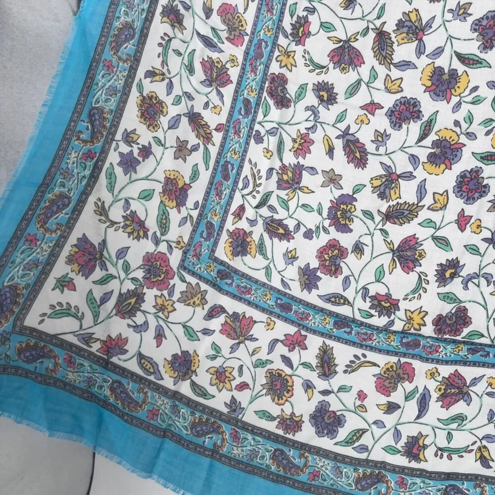 Carriage Court‎ NWT Made in Italy Fashion Scarf Wrap VTG Square Floral Print